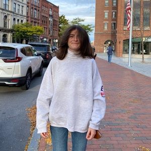 Meet your Posher, Maddie